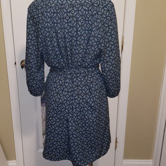 Forever 21 Women's Patterned Belt Dress - Picture 2 of 2